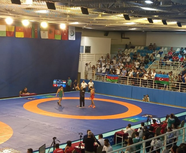 Азербайджан завоевал первую медаль в борьбе на Исламиаде