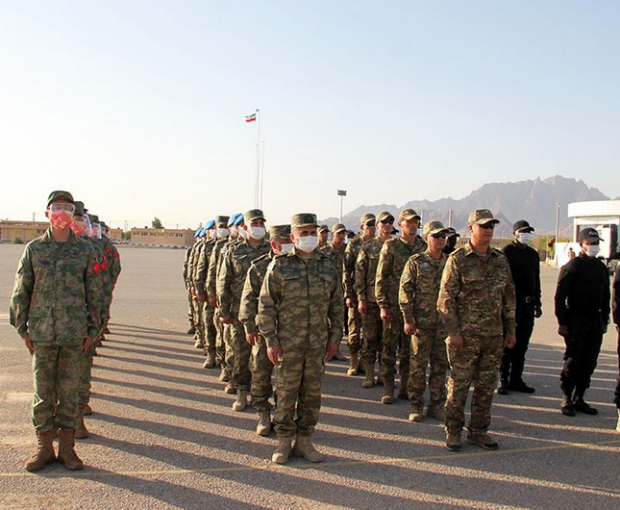 Азербайджанские военнослужащие находятся с визитом в Иране - ФОТО