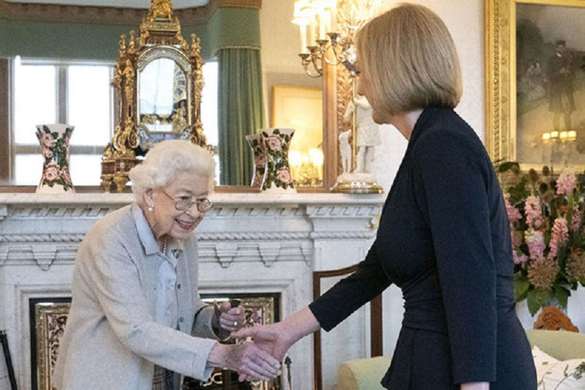 Лиз Трасс официально вступила в должность премьера Великобритании