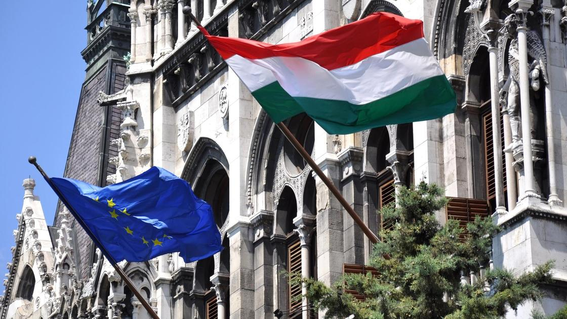 Венгрия может покинуть Евросоюз из-за России