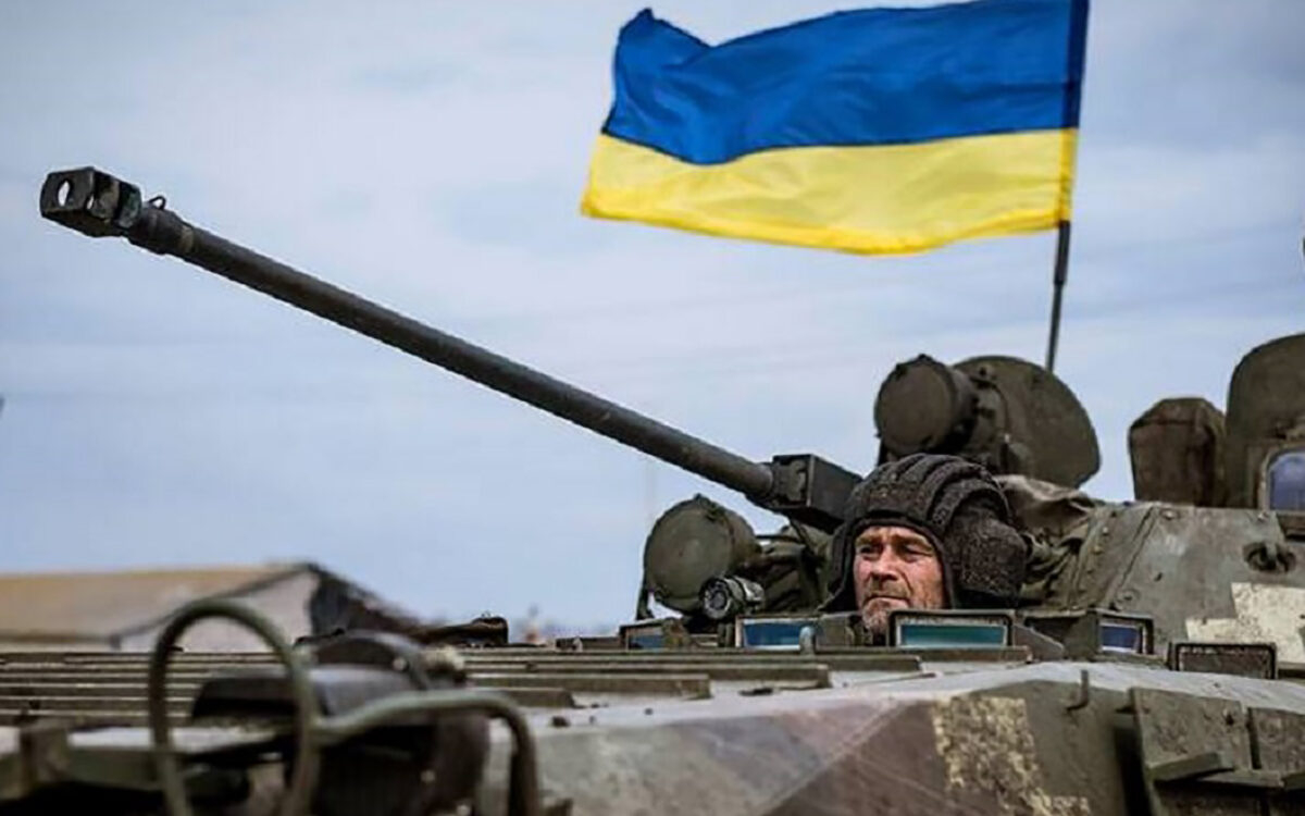 Украинские военные вышли на окраины Лисичанска Луганской области