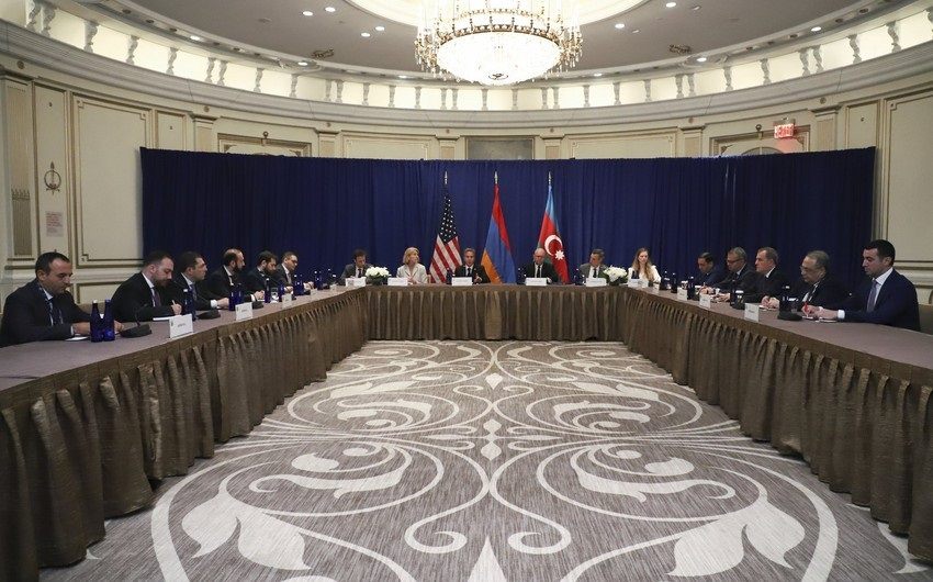 В Нью-Йорке состоялась встреча глав дипведомств Азербайджана, США и Армении