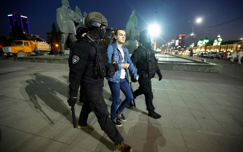 В России на акции против мобилизации начались задержания