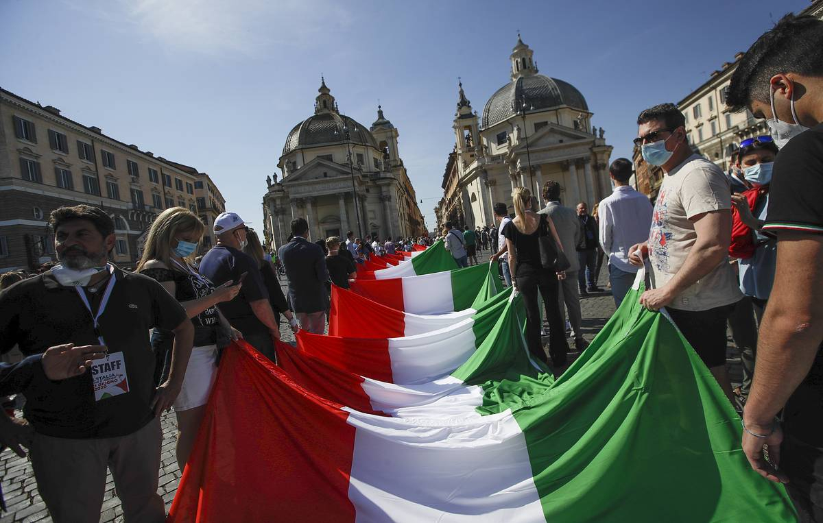 Население Италии сократится на 11,5 млн человек