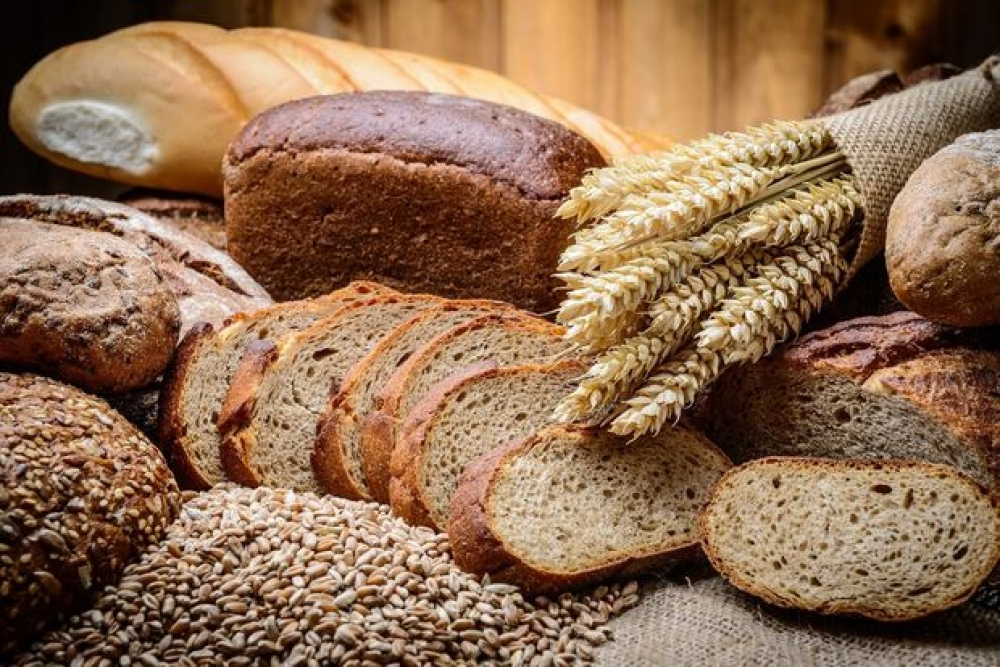 Госслужба подала в суд на популярный супермаркет за уменьшение веса хлеба