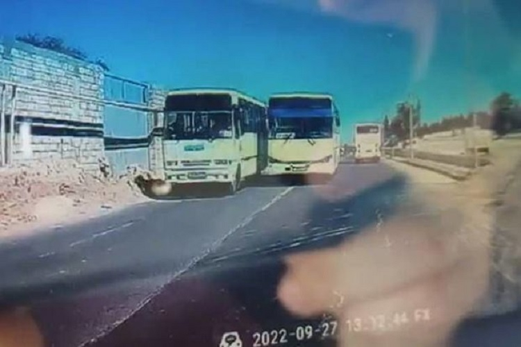 Водитель автобуса, подвергший опасности жизни пассажиров, уволен
