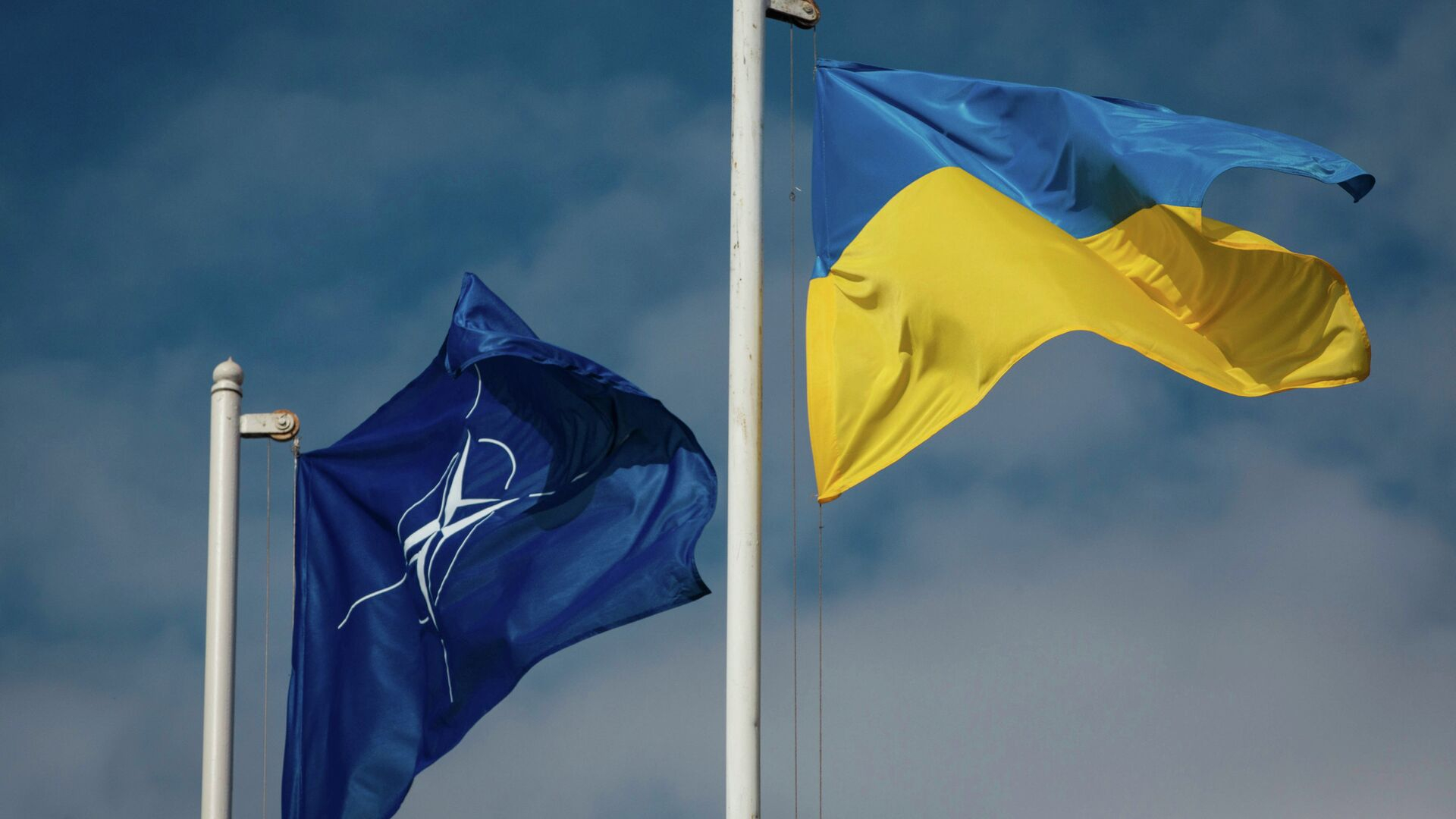 Заявка Украины на вступление в НАТО в ускоренном порядке стала неожиданностью для США