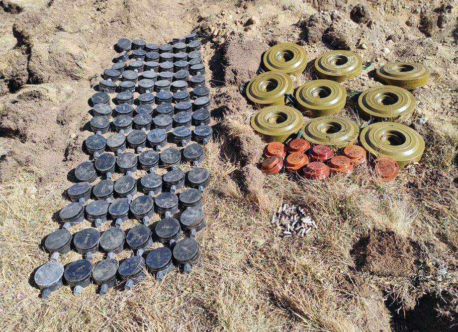 Военная прокуратура приступила к расследованиям в связи с обнаруженными в Дашкесане минами