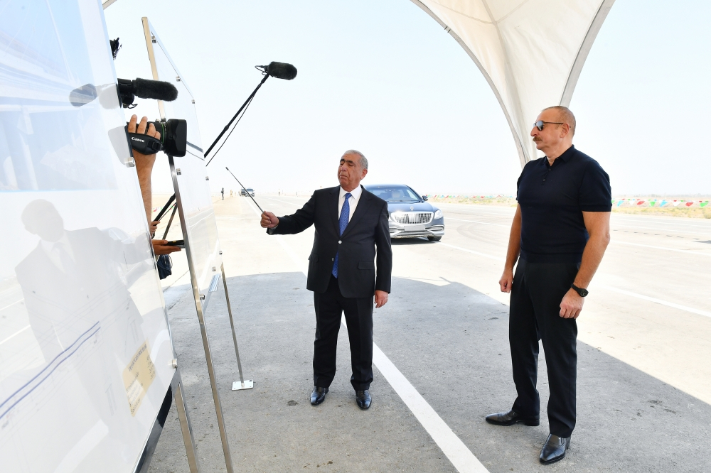 Ильхам Алиев ознакомился с ходом работ на автодороге Барда-Агдам - ФОТО