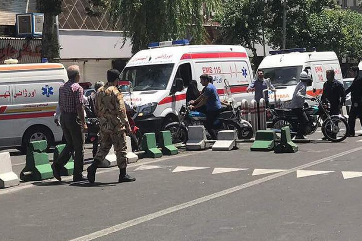 Теракт в религиозном храме в Иране, погибли 20, пострадали 40 человек - ОБНОВЛЕНО + ВИДЕО