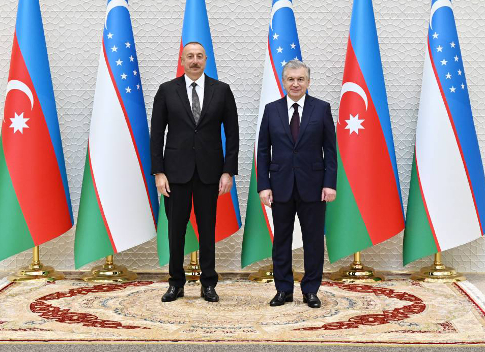В Самарканде состоялась встреча Президентов Азербайджана и Узбекистана - ОБНОВЛЕНО + ВИДЕО