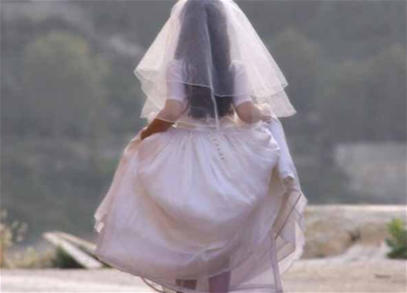 В Кюрдамирском районе помолвлена школьница: