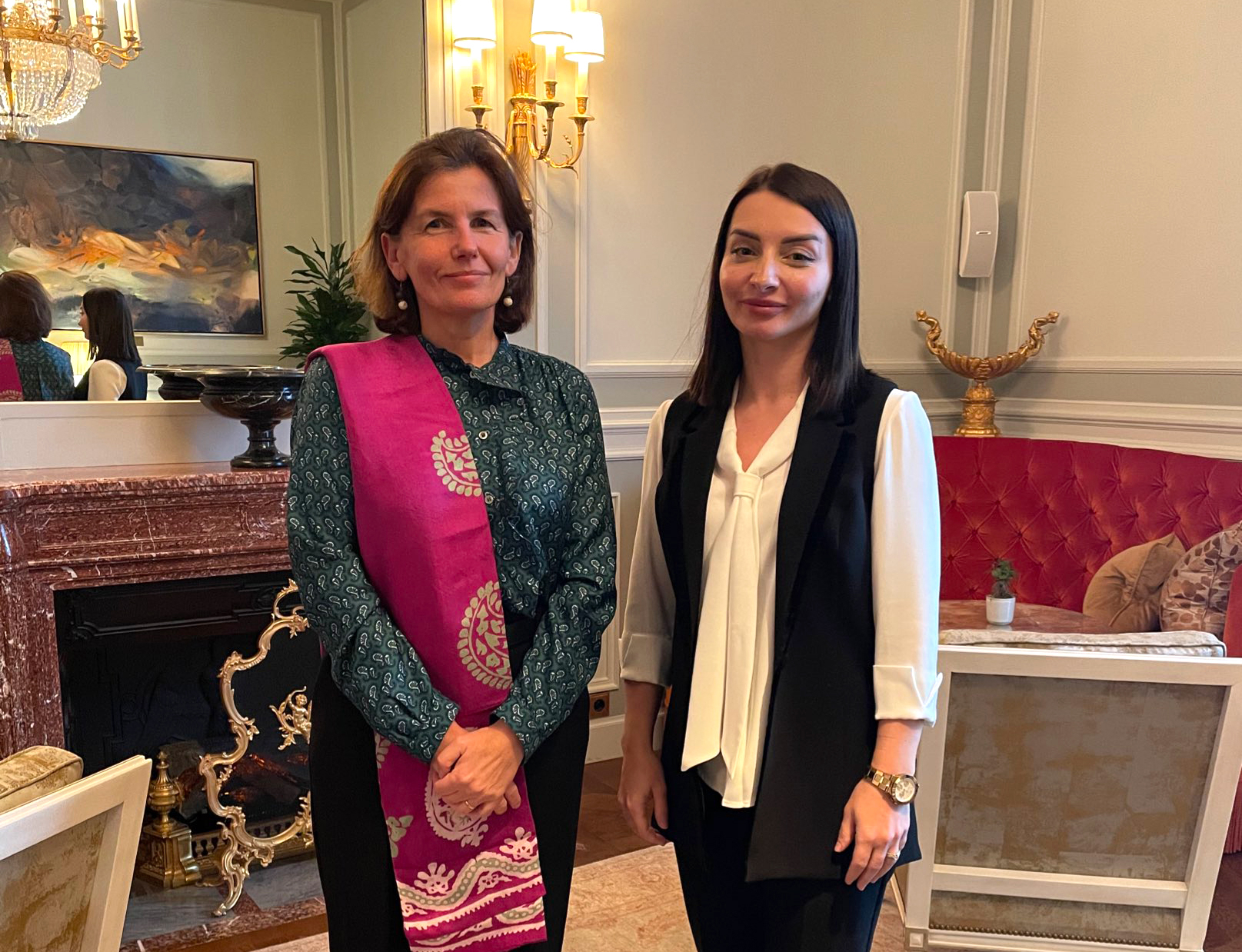 Лейла Абдуллаева встретилась с новым послом Франции в Азербайджане - ФОТО