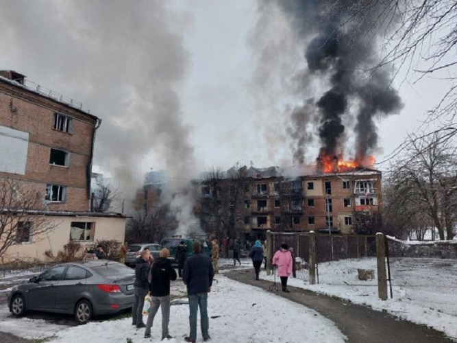 Россия ударила по крупнейшим городам Украины: Страна обесточена - ОБНОВЛЕНО + ВИДЕО