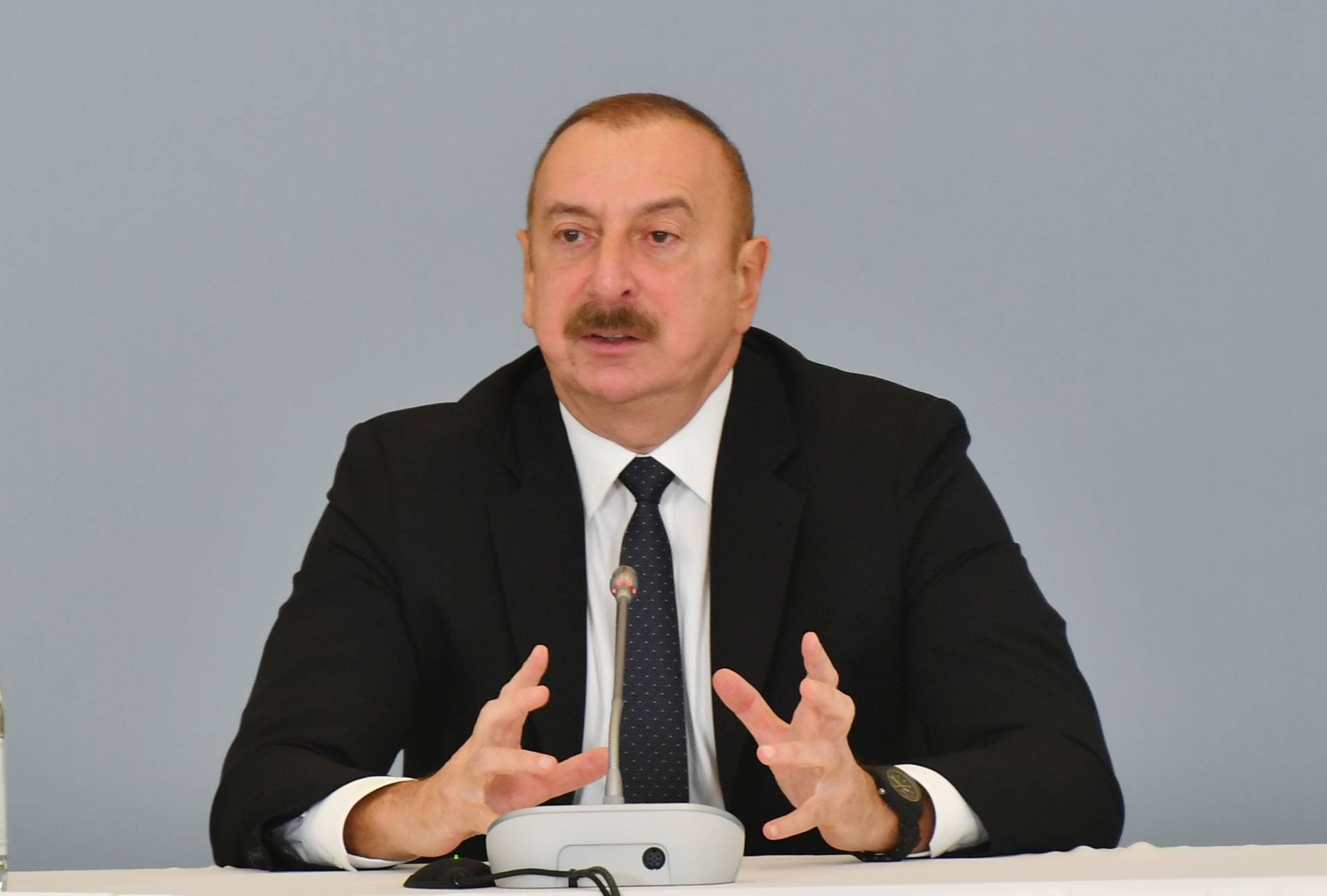Ильхам Алиев: Встреча с Пашиняном в Брюсселе не состоится