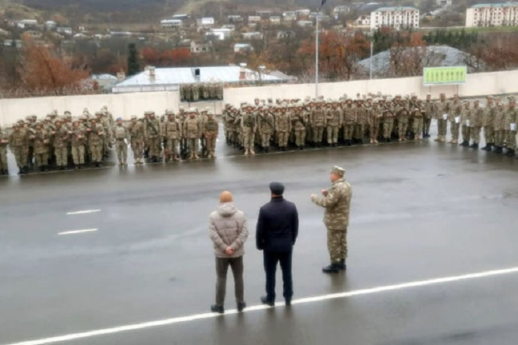 На освобожденных территориях проведены встречи с военнослужащими - ФОТО