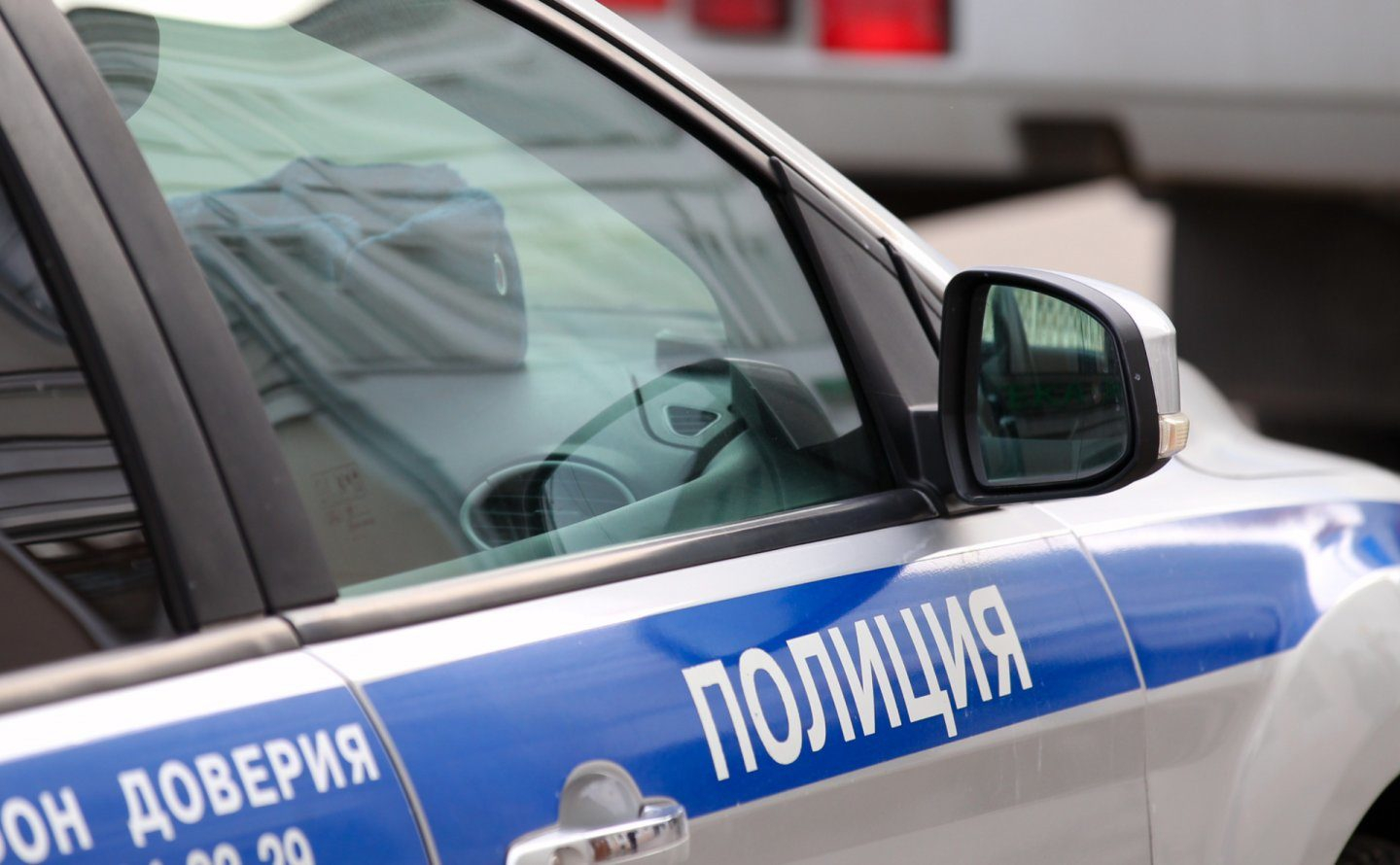 В России неизвестный с пулеметом напал на полицейских, есть раненые