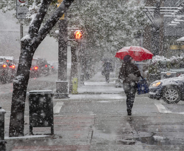 Синоптики рассказали о погоде в субботу: пройдут дожди и снег