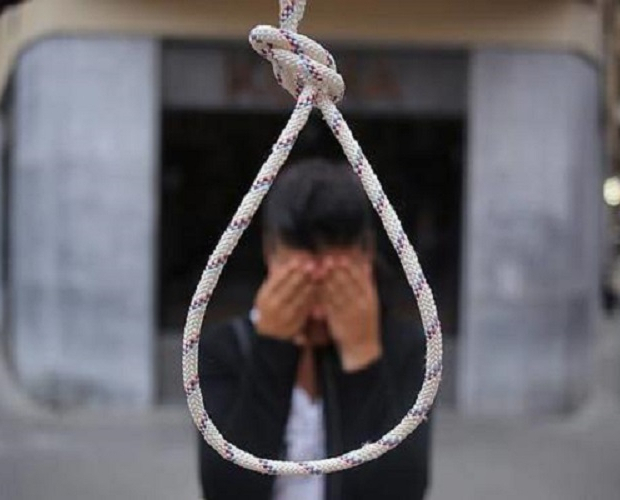 В Азербайджане 22-летняя девушка совершила суицид