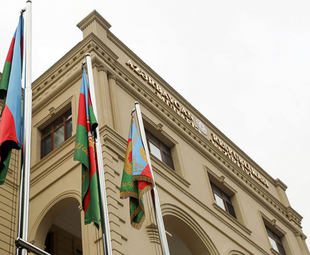 Позиции ВС Азербайджана вновь подверглись обстрелу