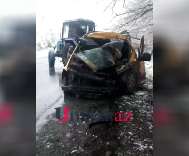Попал в ДТП микроавтобус, следовавший в Баку: