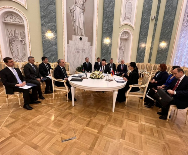 Генпрокуроры Азербайджана, России и Армении провели встречу - ФОТО