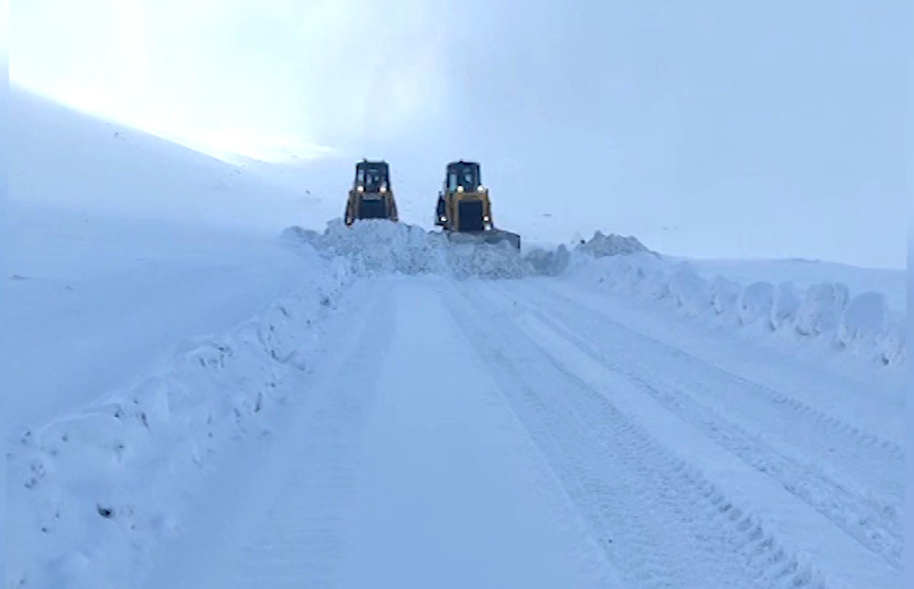 В армии не зафиксировано случаев обморожения, в Кельбаджаре и Лачыне 804 км дорог расчищены от снега - ВИДЕО