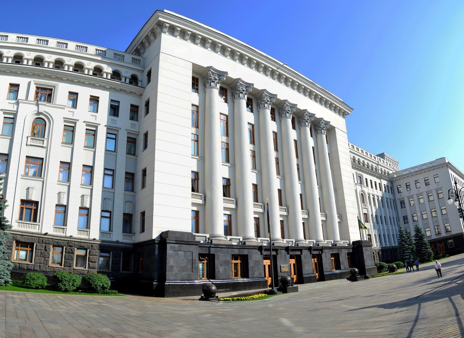 Замглавы Офиса президента Украины ушел в отставку - ФОТО