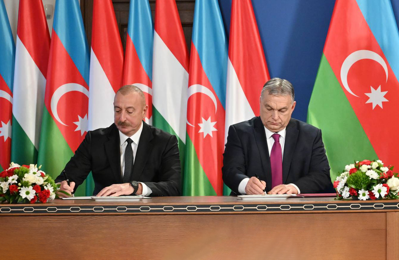 В Будапеште подписаны азербайджано-венгерские документы - ФОТО