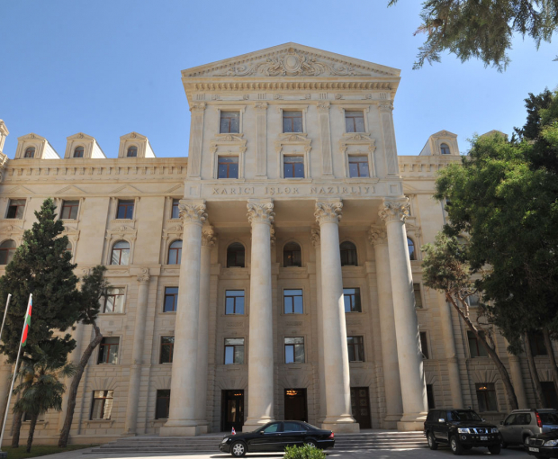 МИД Азербайджана распространил информацию о нападении на посольство в Тегеране