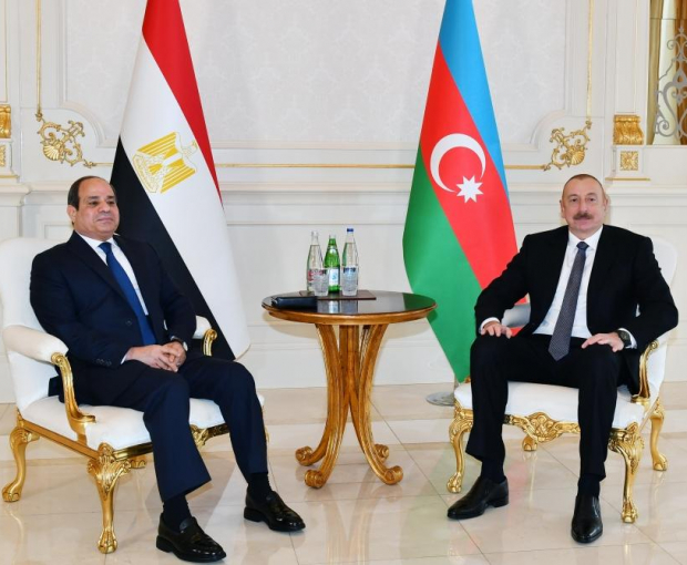 Состоялась встреча президентов Азербайджана и Египта один на один - ФОТО