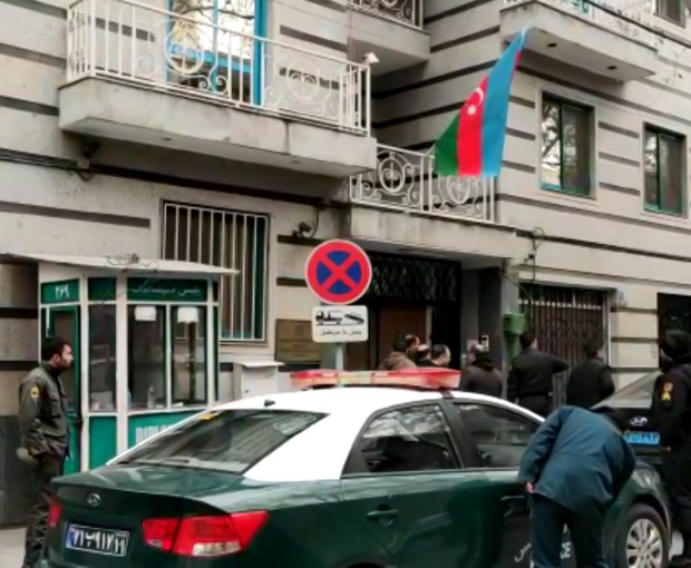 Чавушоглу: Еще раз осуждаю нападение на посольство Азербайджана в Тегеране
