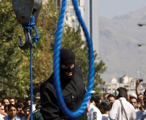 В Иране семьи приговоренных к смертной казни проводят акцию протеста - ВИДЕО