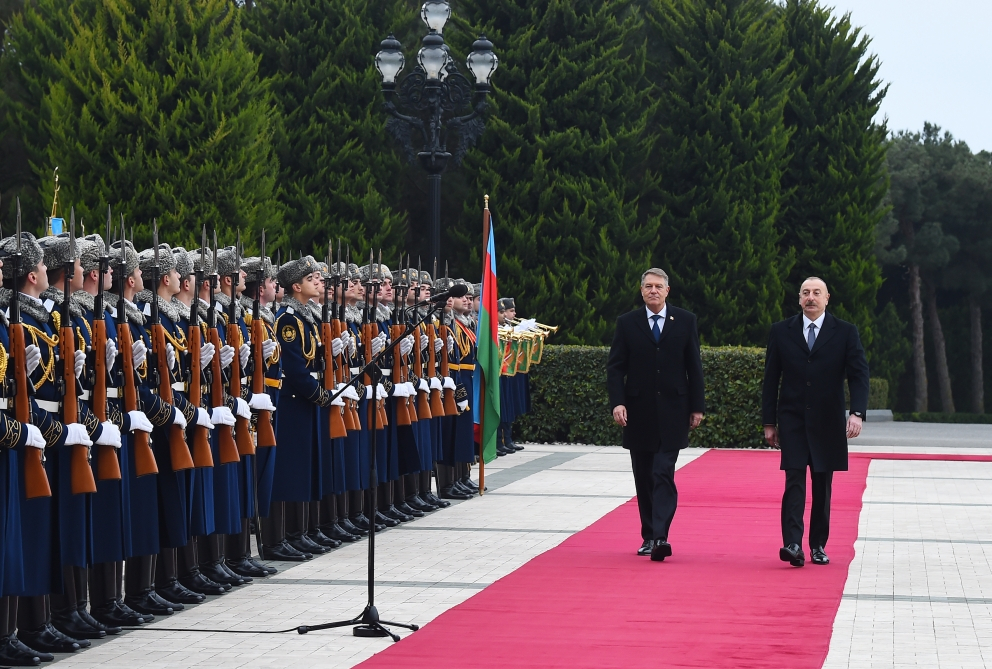Состоялась церемония официальной встречи Президента Румынии - ФОТО