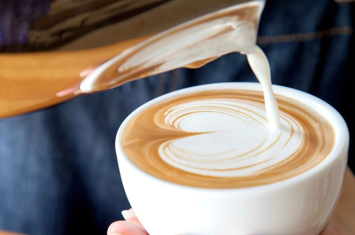 Ученые открыли новое полезное свойство кофе с молоком