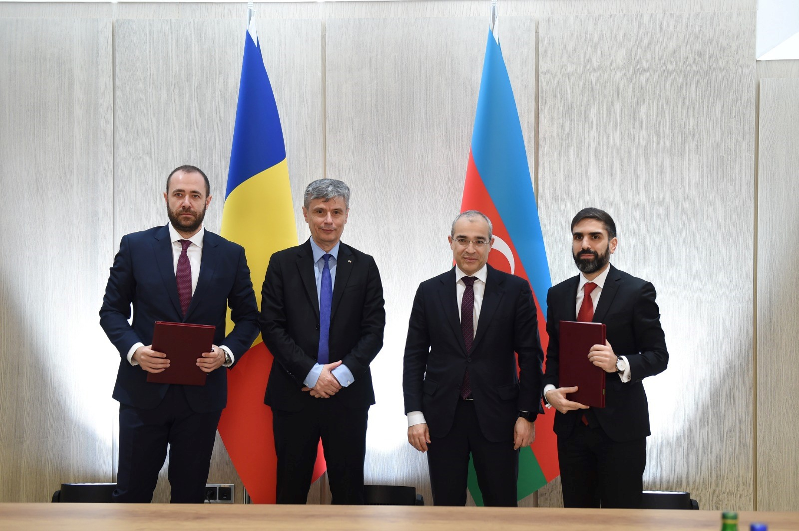 SOCAR и Romgaz S.A. подписали соглашение о транспортировке газа из Азербайджана в Румынию - ФОТО