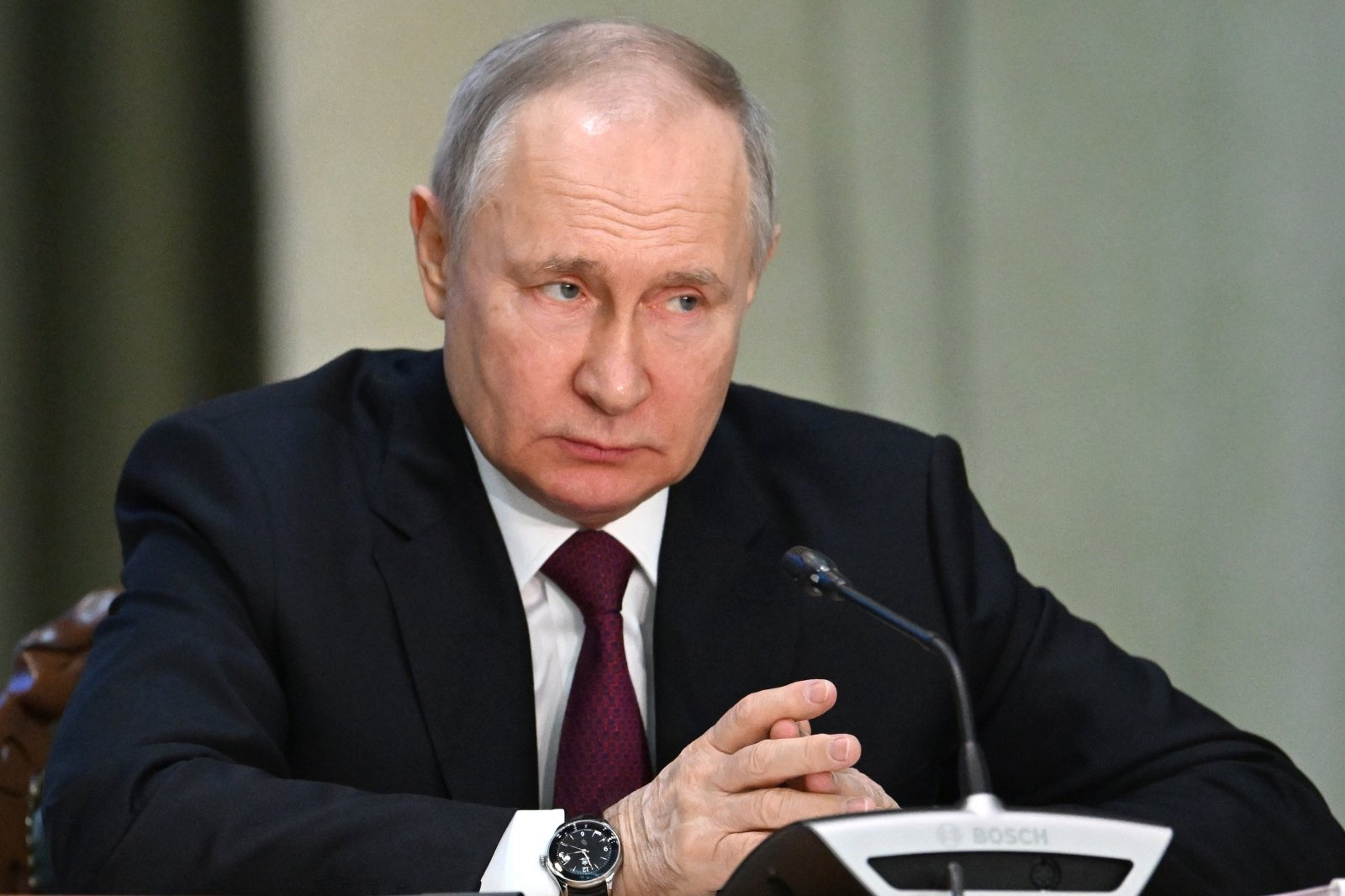 Кремль опроверг информацию о готовящемся визите Путина в Турцию