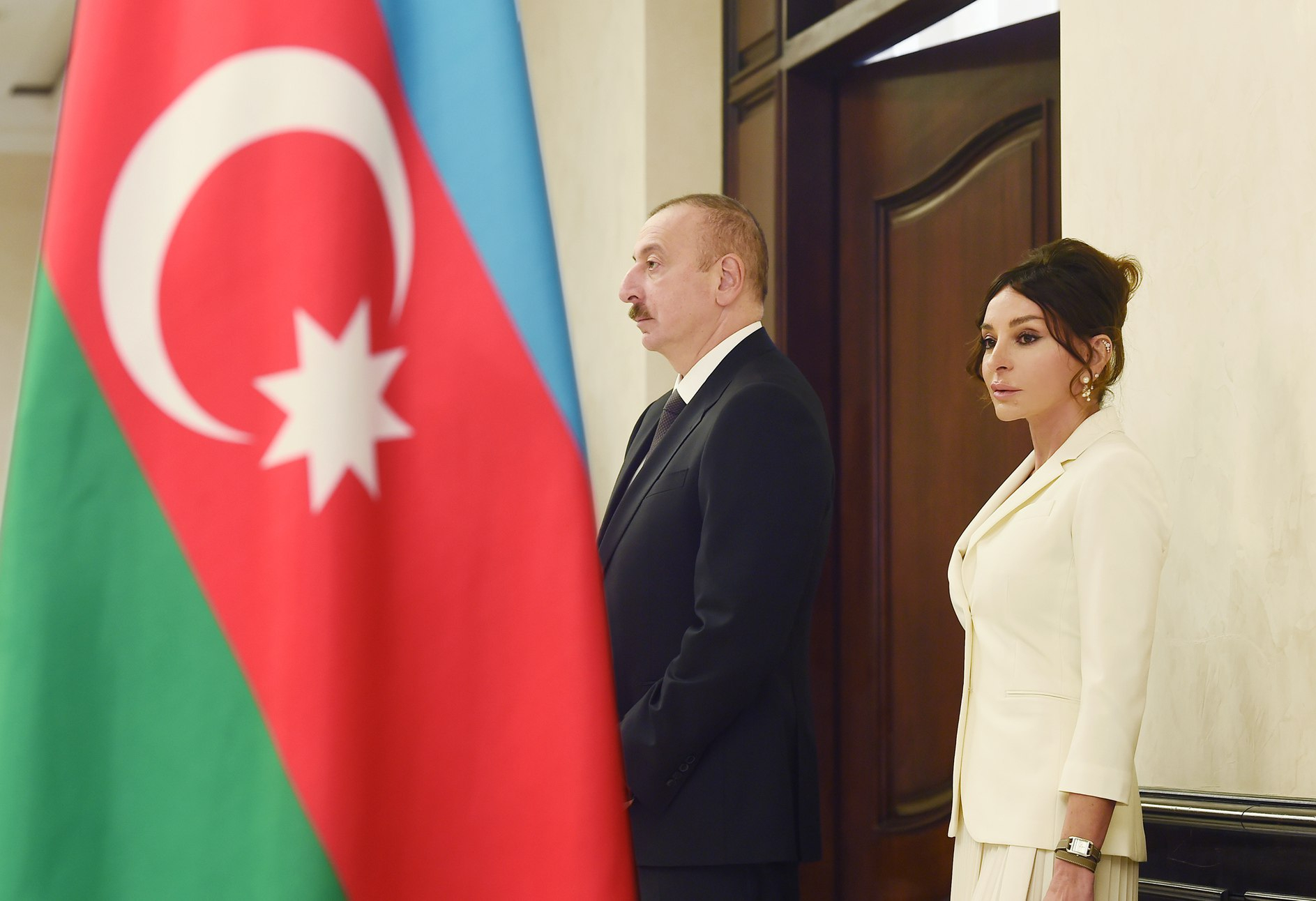 Ильхам Алиев и Мехрибан Алиева дали поручение в связи с терактом в отношении Фазиля Мустафы