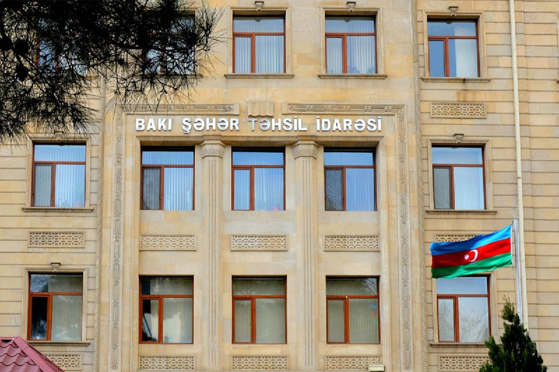 В Баку директору лицея объявлен строгий выговор, завуч уволен
