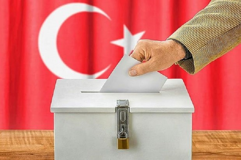 Избирком Турции утвердил окончательный список из четырех кандидатов в президенты