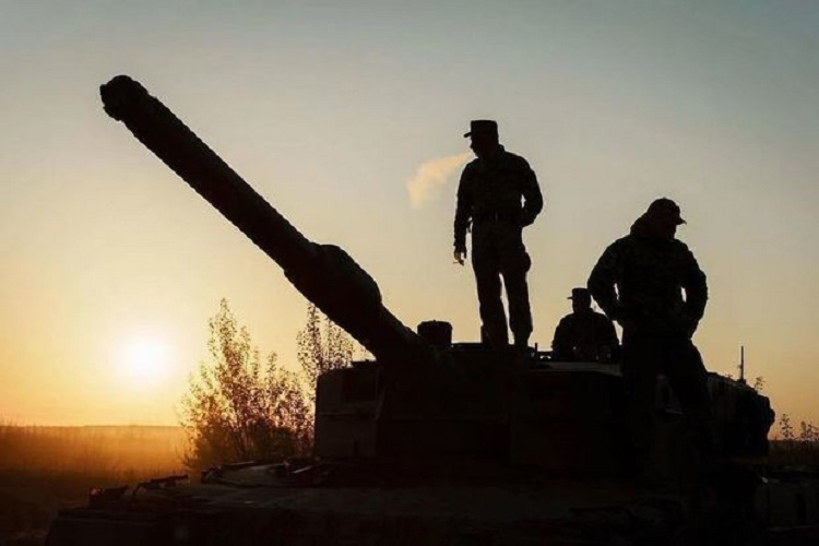 Украинские города вновь подверглись ракетному обстрелу: погибли мирные жители - ВИДЕО