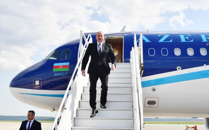 Ильхам Алиев прибыл в Кишинев - ФОТО