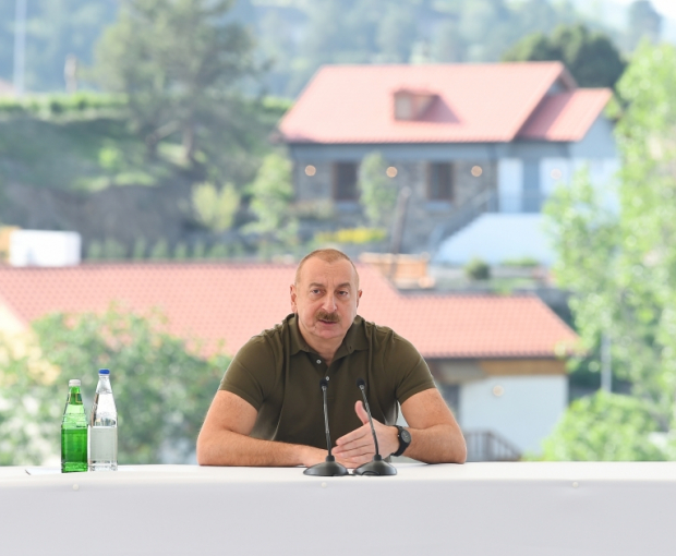 Ильхам Алиев рассказал о военнослужащих, которые некоторое время назад, заблудившись, перешли на территорию Армении