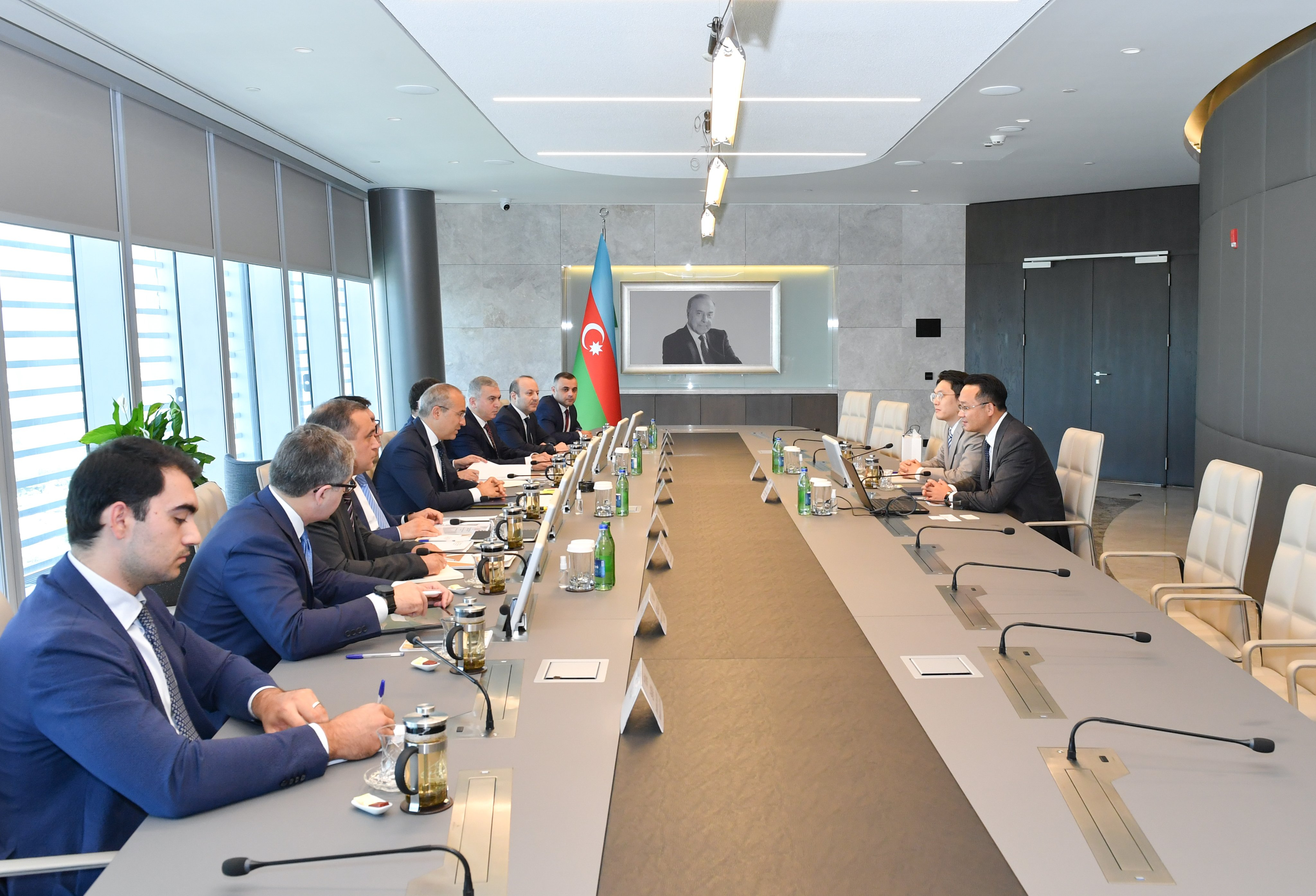 Азербайджан обсудил с китайской компанией возможности сотрудничества - ФОТО