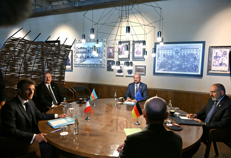 В Молдове состоялась встреча лидеров Азербайджана, ФРГ, Франции, Армении и главы Евросовета - ОБНОВЛЕНО + ФОТО