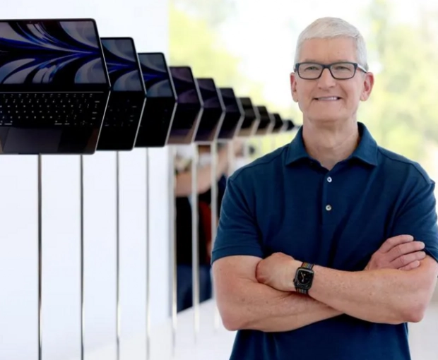 Apple представила самый большой MacBook Air
