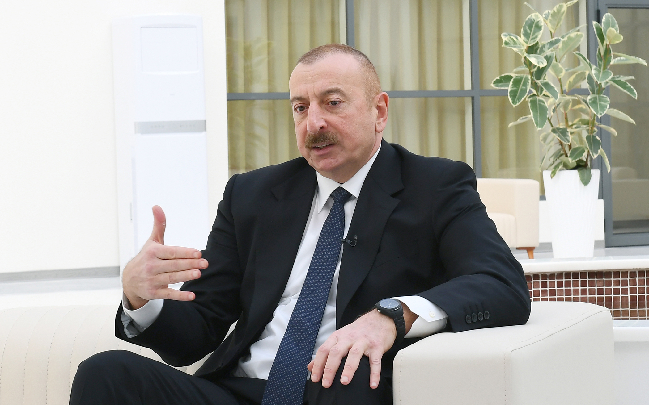Президент Ильхам Алиев дал интервью китайской медиакорпорации China Media Group - ВИДЕО