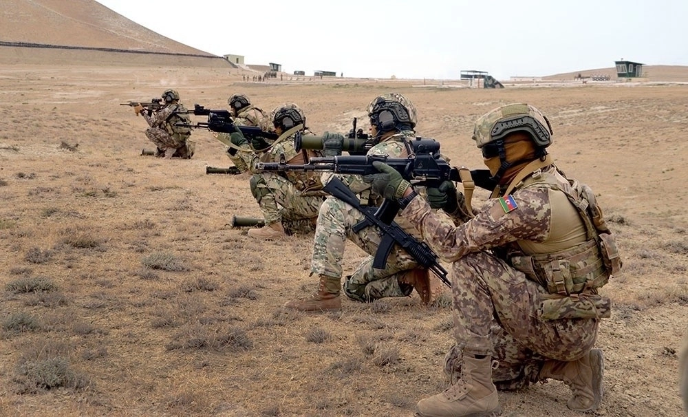 Минобороны: Под контроль азербайджанской армии перешло более 60 боевых позиций