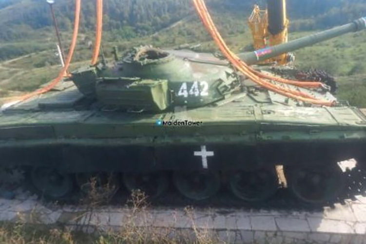Установленный армянами на въезде в Шушу танк демонтирован - ОБНОВЛЕНО + ВИДЕО