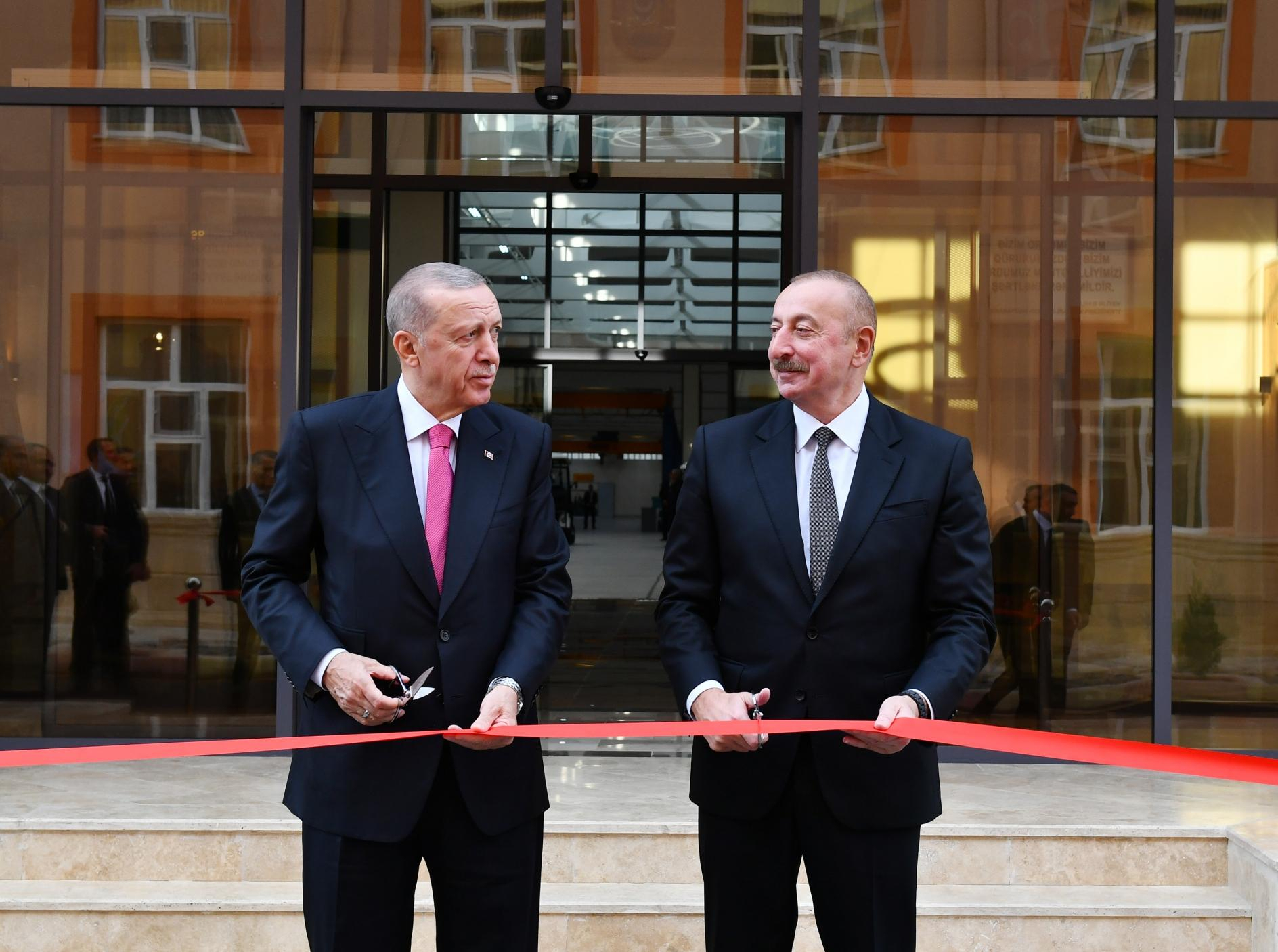 Президенты Азербайджана и Турции приняли участие в открытии Нахчыванского военного комплекса - ОБНОВЛЕНО + ФОТО